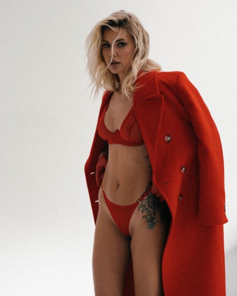 lagos-rotes-dessous-set-promees