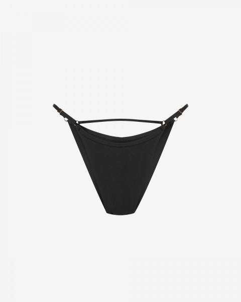 enza-schwarzer-brazilian-slip-vorne