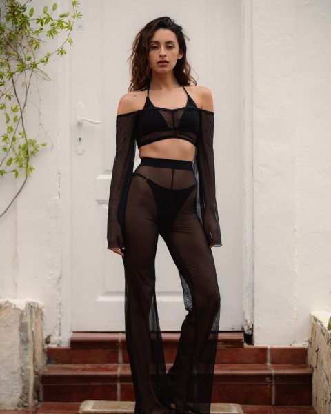 elia-mesh-crop-top-black-front